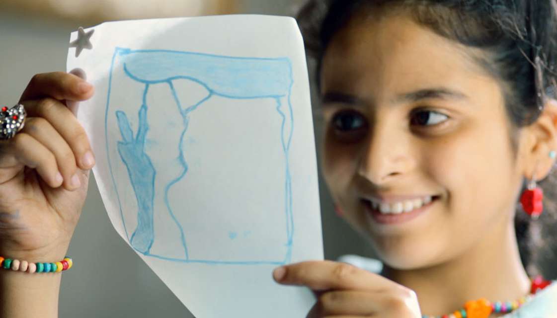 Mykonos Biennale 2015 - Film Festival -  Coffin Decolleté-7 - screen shot