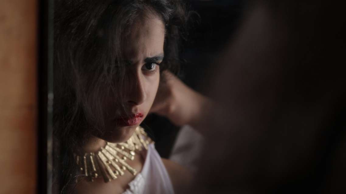 Mykonos Biennale 2015 - Film Festival -  Coffin Decolleté-4 - screen shot